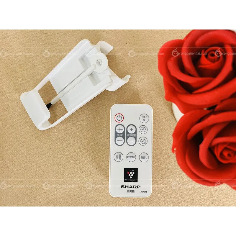 Quạt điện Sharp PJ-L3DS-W 7 cánh tạo ion Plasma khử mùi - Hàng nội địa Nhật Bản - Mới 100% - Bảo hành 12 tháng