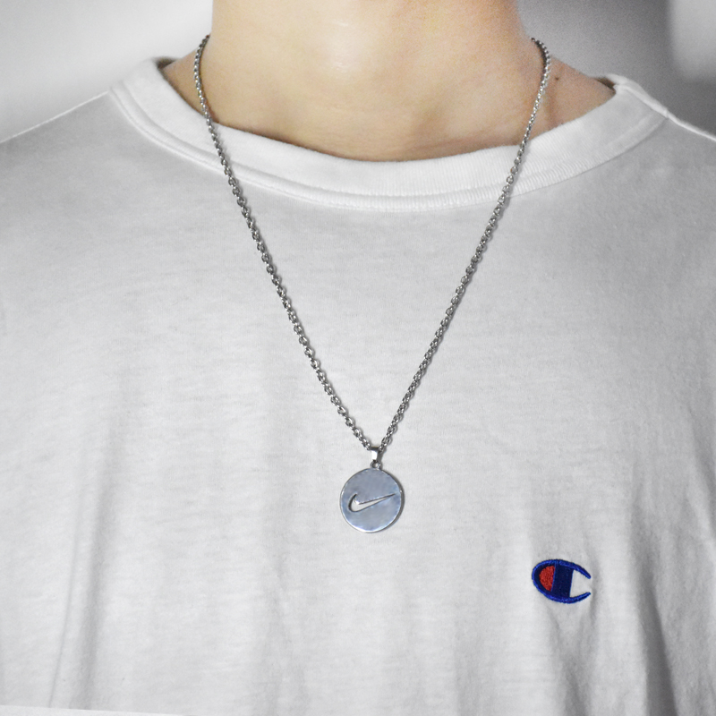 Vòng Cổ Bằng Thép Titan Thiết Kế Đục Lỗ Đơn Giản Thời Trang hip hop Hàn Quốc Cho Nam Và Nữ