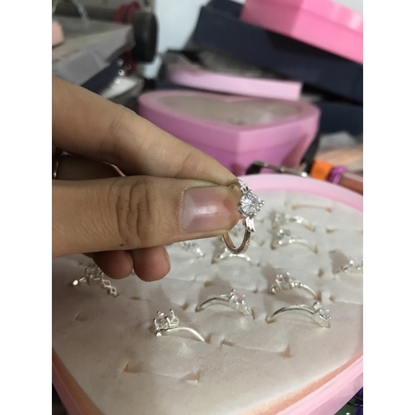 1c nhẫn Mỹ Ký đính đá đẹp lung linh giao mẫu ngẫu nhiên