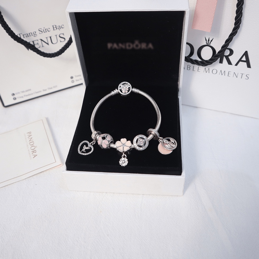 Vòng charm cá tính với tone màu hường- Bạc 925 cao cấp- VENUS003