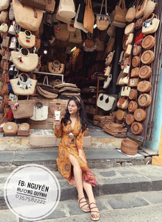 Váy thổ cẩm