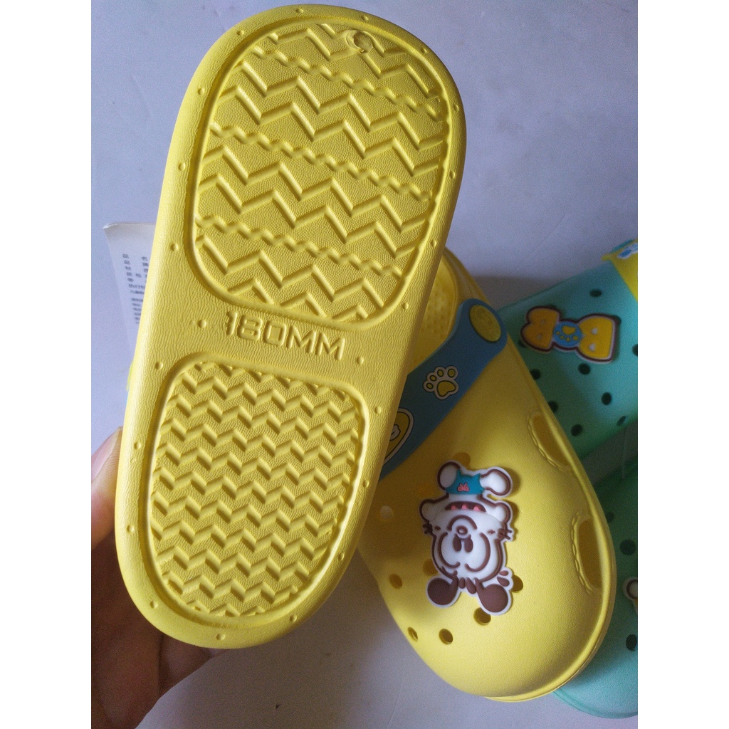 Dép sục Bobdog xanh, vàng chân bé 18cm