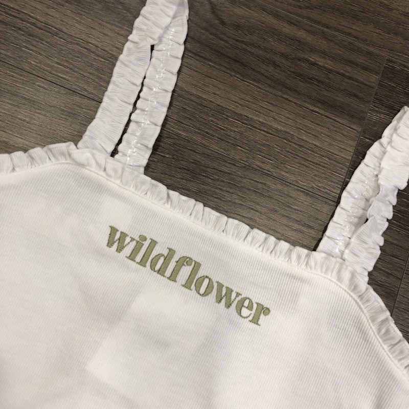 Áo Croptop Thêu Phối Bèo F.21 VNXK