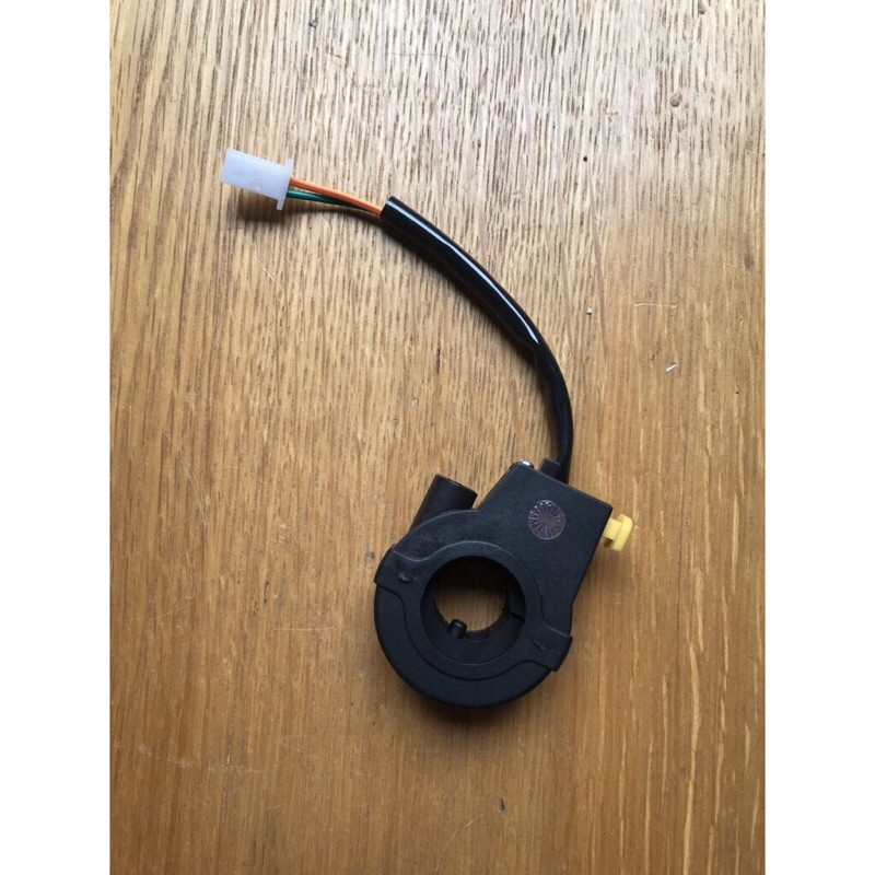 Cùm công tắc wave