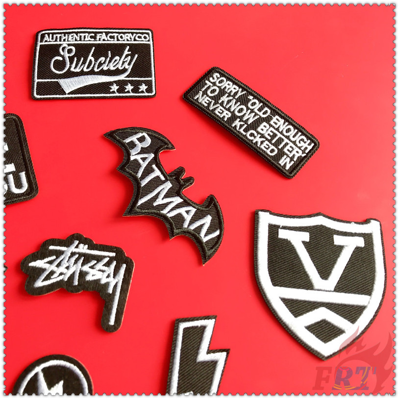 Miếng vá ủi lên quần áo màu trắng đen phong cách thời trang punk DIY