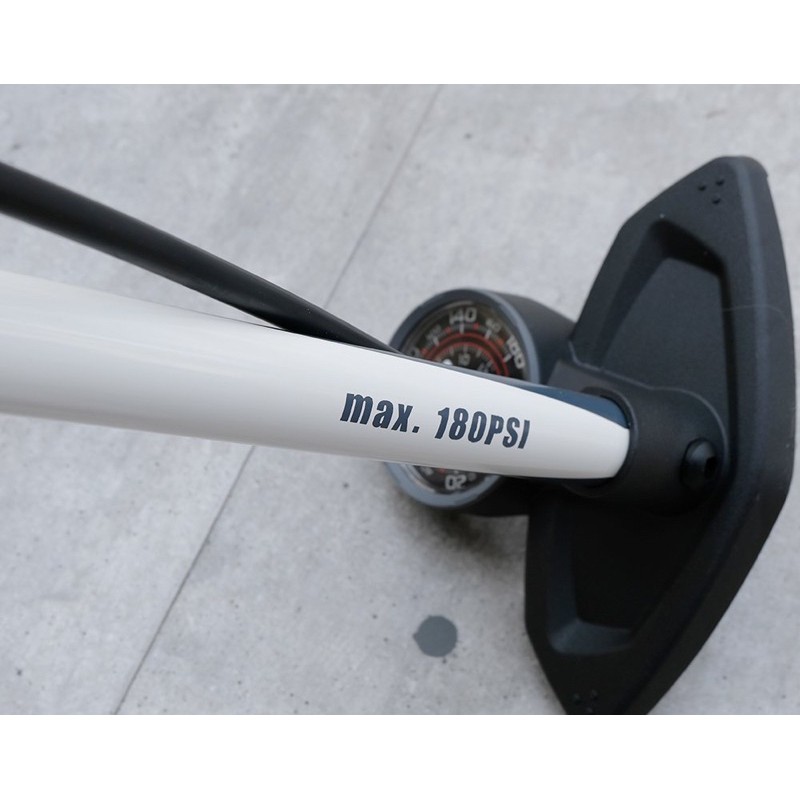 Bơm xe đạp GIYO GF-2730 max. 180psi