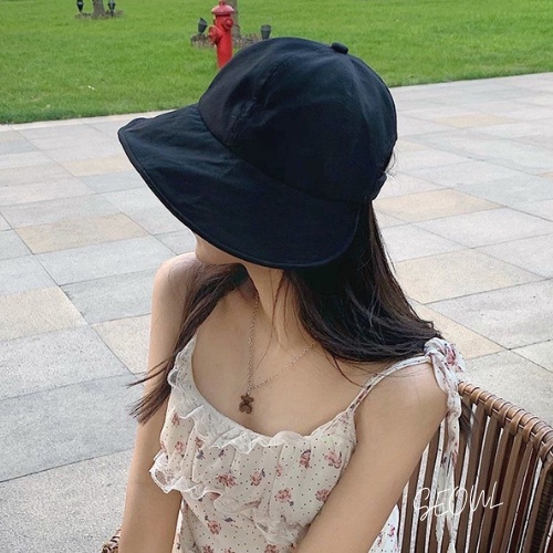 Mũ rộng vành chống nắng loại 1 bẻ vành theo ý, phía sau hớt vát hạn chế ảnh hưởng nếp tóc
