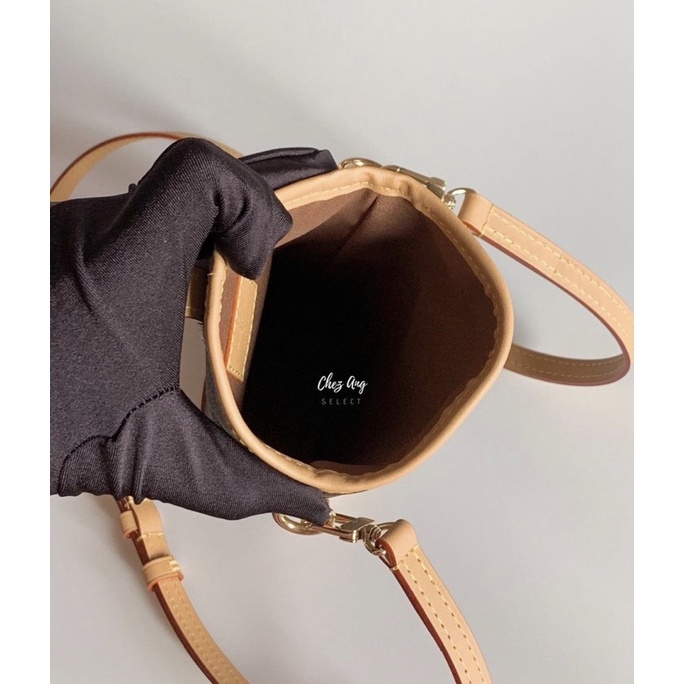 TÚI LV FOLD ME POUCH SZ11 DA THẬT