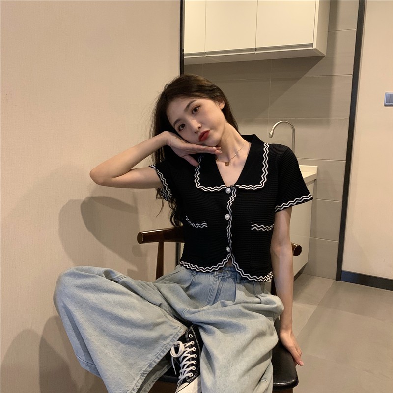 Áo Croptop Tay Ngắn, Có Viền, Áo Thun Cổ Sen Phong Cách Retro Hàn Quốc HH036 | BigBuy360 - bigbuy360.vn