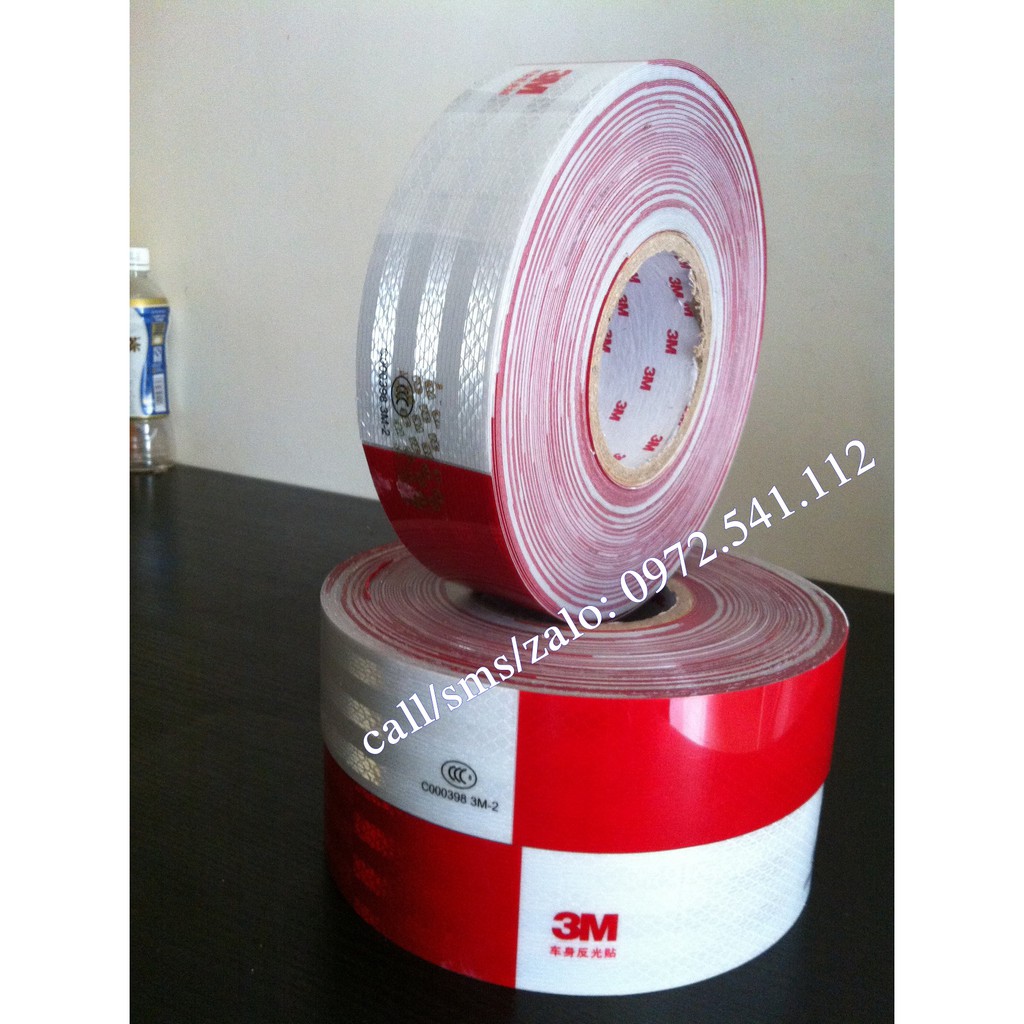 Decal phản quang 3M trắng đỏ.