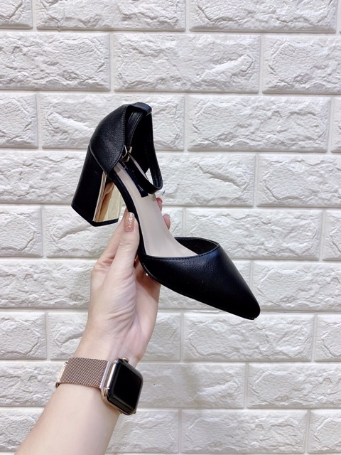 XẢ HÀNG T05- Giày Sandal cao gót bịt mũi gót vuông 7p bọc vàng da lì hàng VNXK siêu chảnh