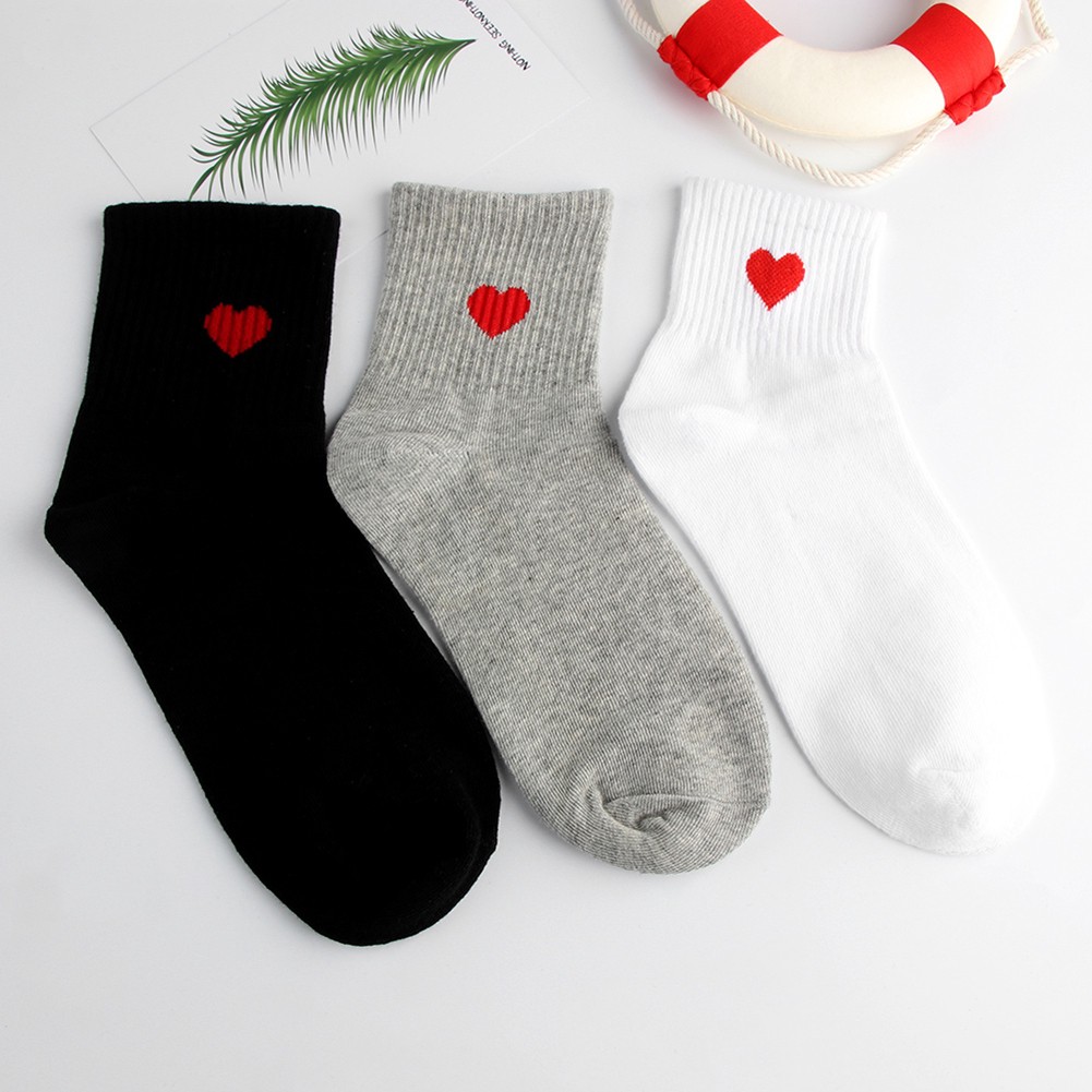 Vớ cotton cao cổ in họa tiết trái tim xinh xắn dành cho nữ