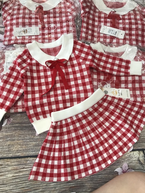 Váy len mịn bé gái nhí