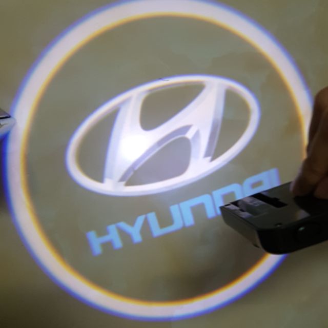 GIÁ ĐỠ ĐIỆN THOẠI TRÊN Ô TÔ