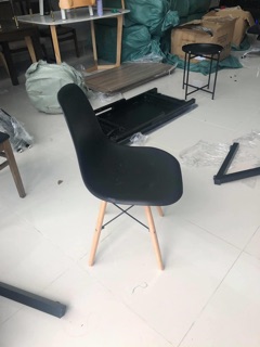 ghế nhựa Eames tại HCM