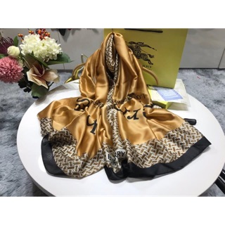 Khăn lụa dài Bbr