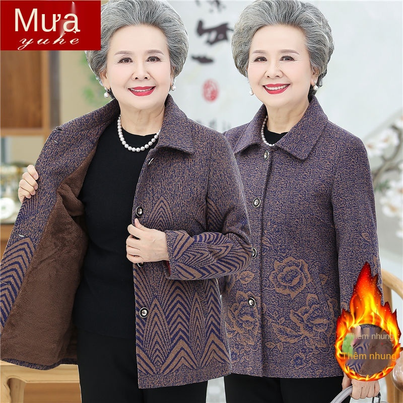 Người già quần áo mùa xuân nữ bà ngoại khoác thu 60 tuổi 70 cộng với nhung đông mới 80