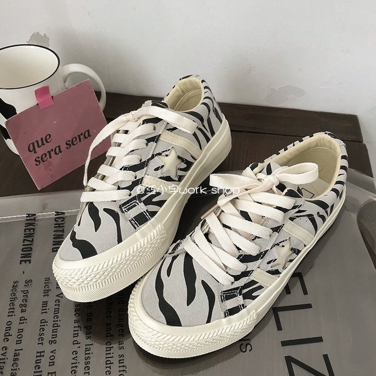 Giày Vải Canvas Đế Bằng Cột Dây In Hình Ngôi Sao Thời Trang Mùa Xuân Dành Cho Nữ | BigBuy360 - bigbuy360.vn