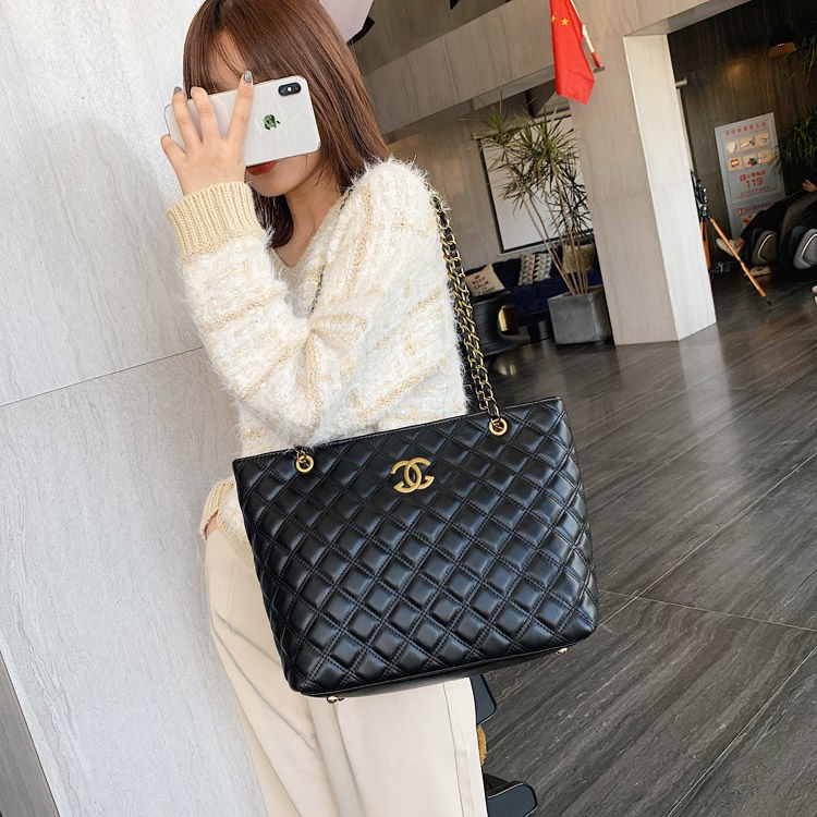 CÓ SẴN SLL D270 Túi xách bản to dây xích sang trọng