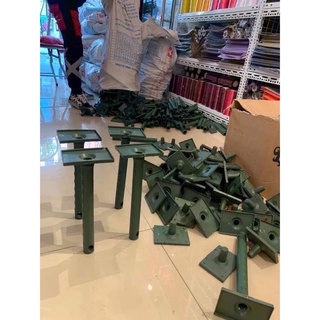 Cốt nhựa cắm hoa