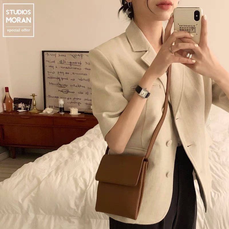 [order] Áo blazer cộc tay màu trắng kem | BigBuy360 - bigbuy360.vn