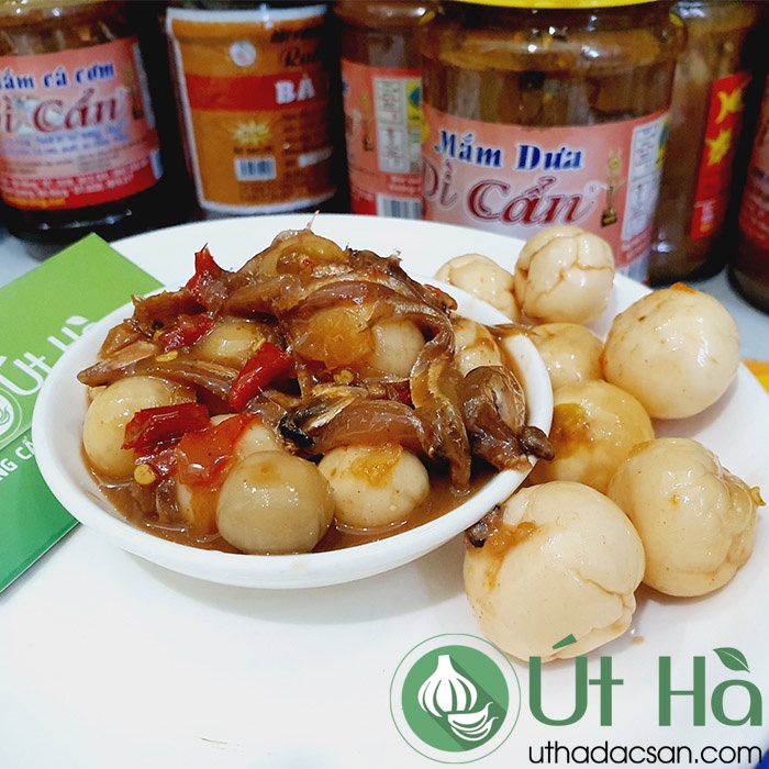 Mắm Cà Nêm Dì Cẩn Hủ 500gr Giòn Ngon Từ Cà Pháo Đậm Đà Từ Mắm Nêm- Út Hà Đặc Sản