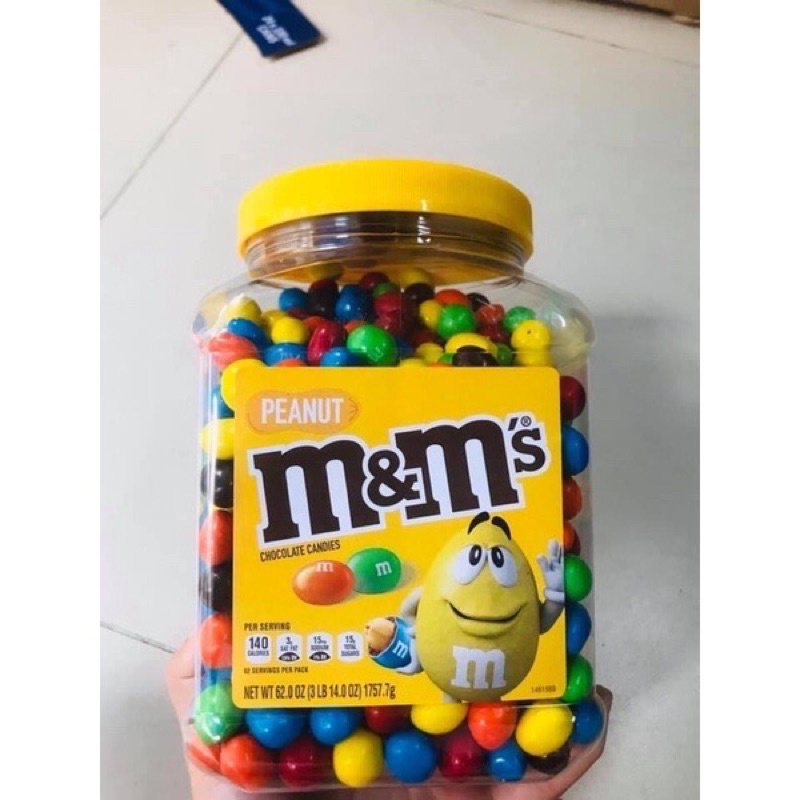 Socola M& M có nhân và không nhân 1,757 kg