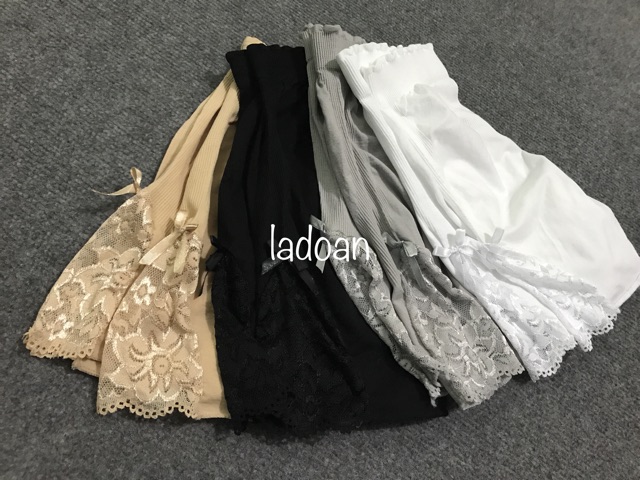 Quần váy dệt phối ren nâng mông | BigBuy360 - bigbuy360.vn