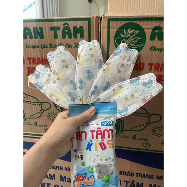 Khẩu trang KF94 trẻ em size 4-10 tuổi_Khẩu trang 4D Hoàng Dũng _ An Tâm _ Thịnh Phát KF94 em bé