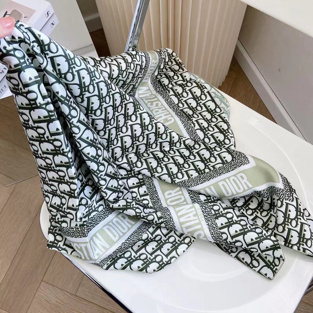 Khăn Quàng Cổ Lụa Vuông In Chữ D Thời Trang Mới 2022 Cho Nữ