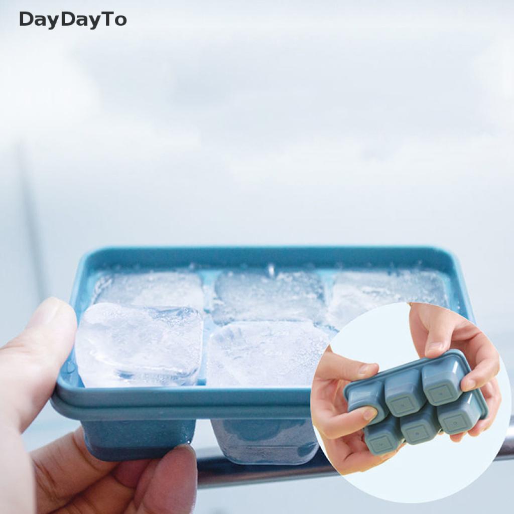 Khuôn Silicone Làm Đá Viên Hình Vuông Nhiều Màu Có Nắp Đậy Tiện Dụng
