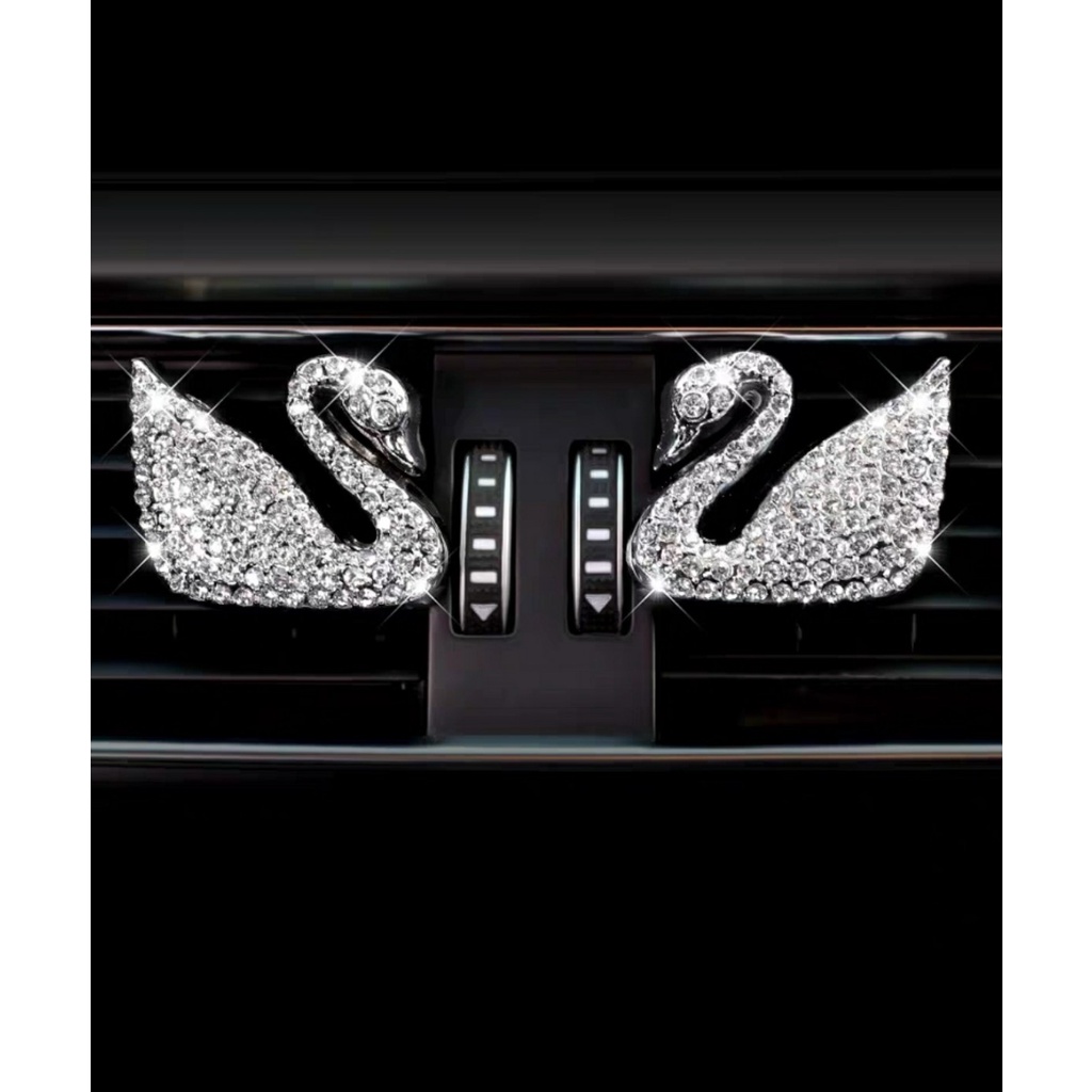 Nước Hoa Ô Tô Cài Cửa Gió Hình Thiên Nga Đính Đá Xinh Xắn