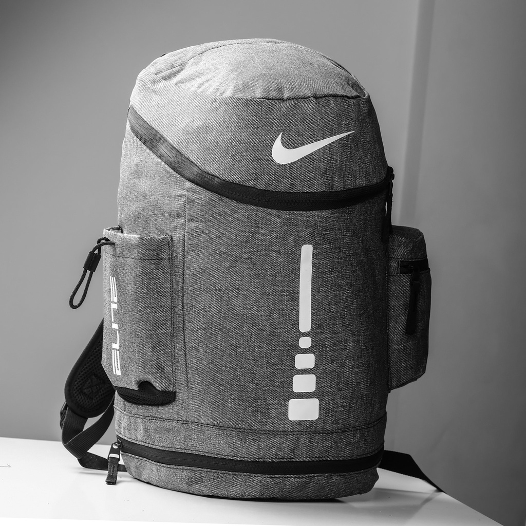 BALO DU LỊCH NIKE HOOPS ETILE  Chất liệu 100% polyeste.rNhiều ngăn cực kì tiện lợi • Có ngăn đựng giày riêng