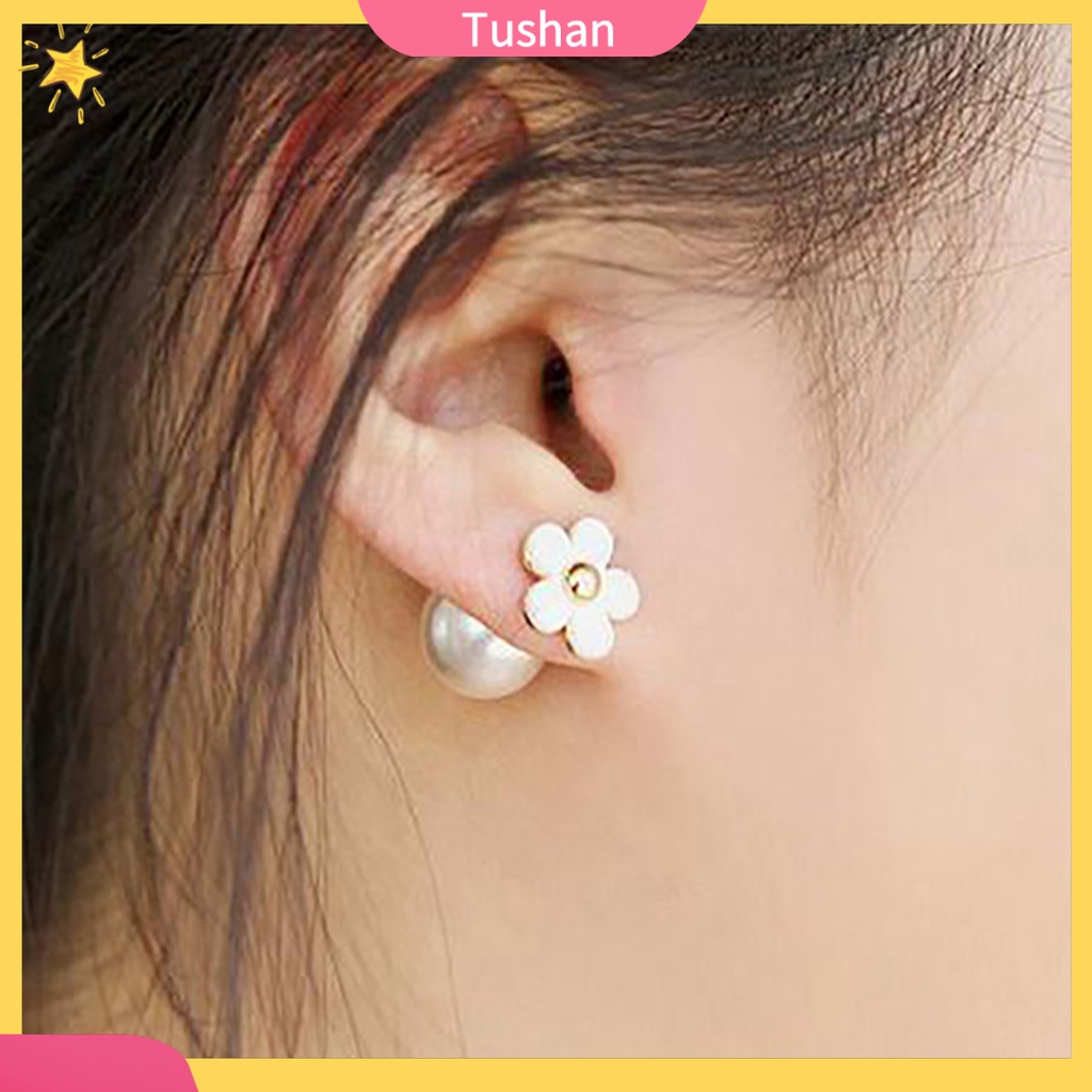 Bông tai hoa đính ngọc trai giả sang trọng