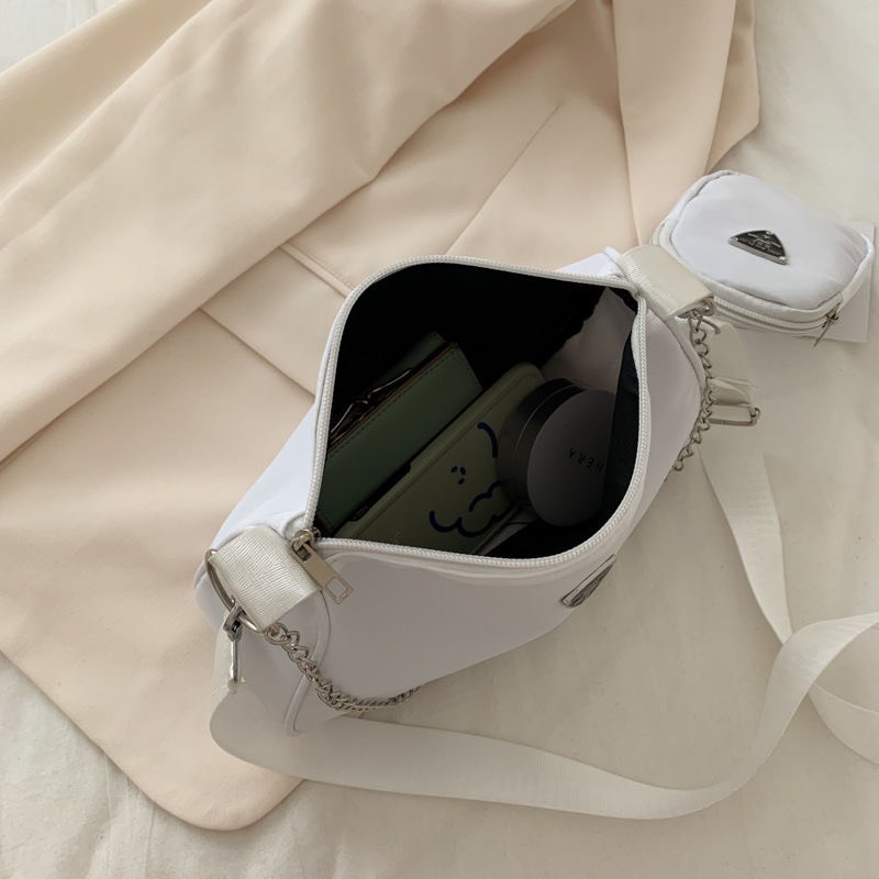Túi Xách Nữ Đeo Chéo Trơn Dây Xích Tặng Kèm Túi Nhỏ Đẹp Thích Hợp Cho Đi Chơi Đi Làm