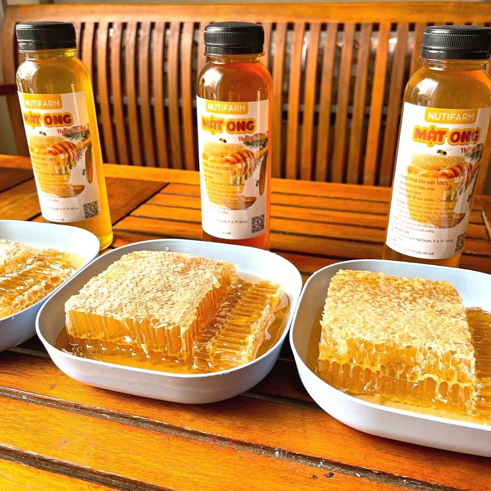 Mật ong nguyên chất NutiFarm 500gr hoa cà phê, hoa bạc hà, hoa cỏ kim