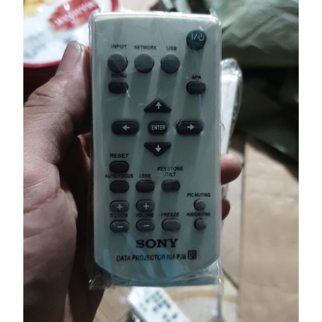 Điều khiển máy chiếu sony