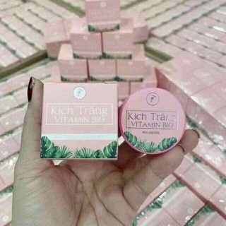 Kem body kích trắng B10... có hộp