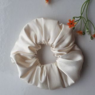 Giá sỉ - Cột tóc vải Scrunchies lụa tơ cao cấp ( ảnh tự chụp)