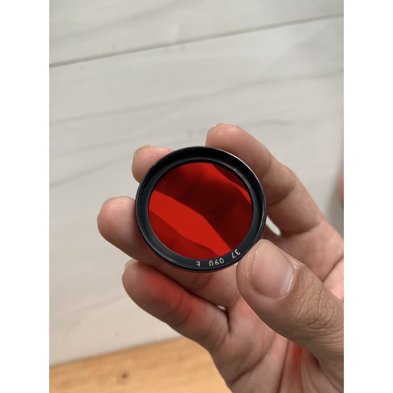 Kính lọc đỏ cho len (filter red) size 37 hiệu schneider