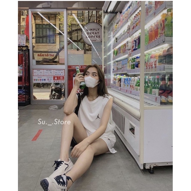Bộ Quần Cộc Áo 3 Lỗ JORDAN 🦋 Set Áo Sát Nách Quần Short Xẻ Vạt 3 Màu 🦋