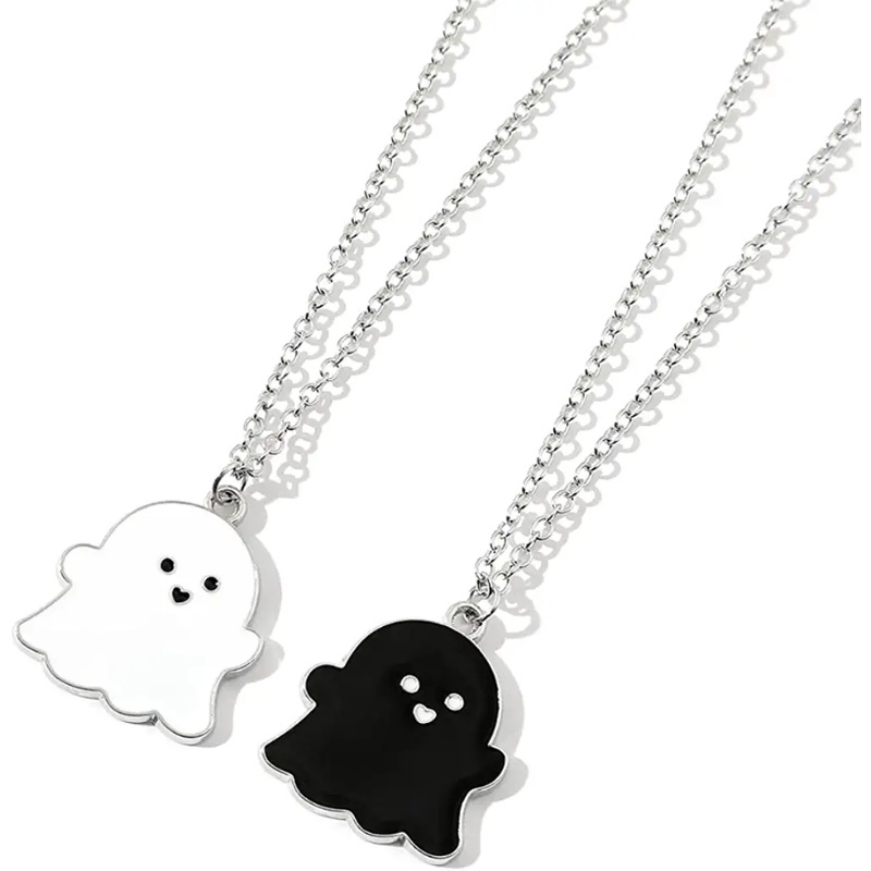 Vòng cổ Mặt Hình Ma Màu Trắng Đen Phong Cách Halloween Cho Cặp Đôi