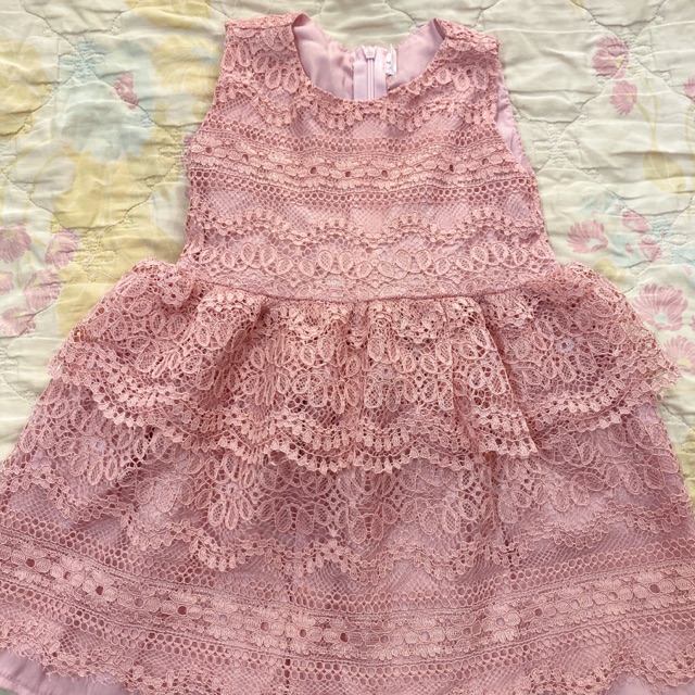 Đầm ren hồng tím