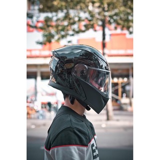 Mũ bảo hiểm EGO lật hàm E9 đen bóng