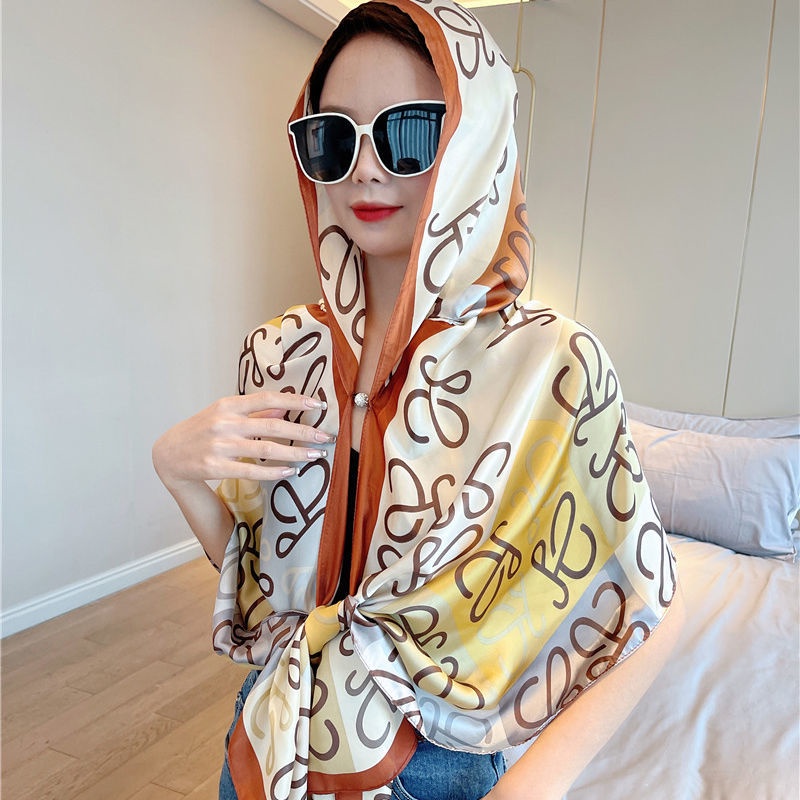 Mũ Trùm Đầu Lụa Satin Chống Nắng Đa Năng Phong Cách Phương Tây Có Khóa Nam Châm