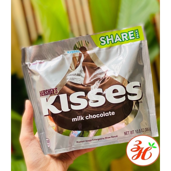 Sô cô la đắng Kisses date T8/24 Mỹ