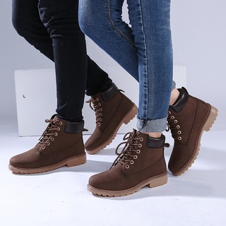 Giày Sneaker Cá Tính Màu Đỏ Hot Trend Hè 2018
