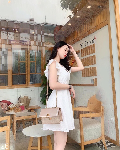 ĐẦM XÔ THÊU TRẮNG CÁNH TIÊN