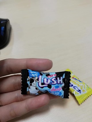 kẹo mềm sữa lush thái lan