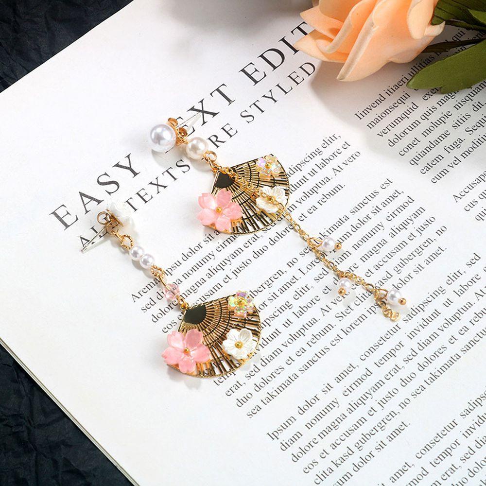 Bông Tai Hình Quạt Hoa Phong Cách Cổ Điển Thời Trang Cho Nữ